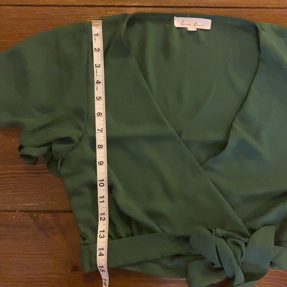 Love Tree Green Crossover Crop Top with Butterfly Sleeves - Picture 8 of 8